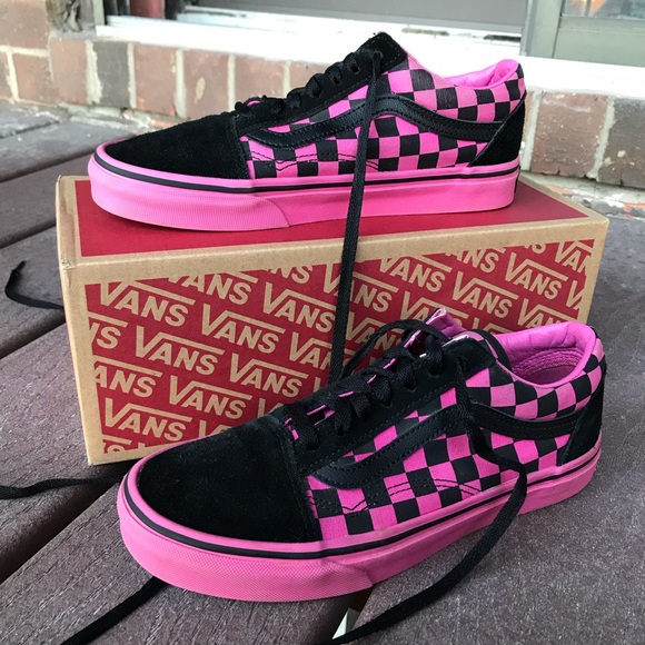 vans pink checkerboard old skool